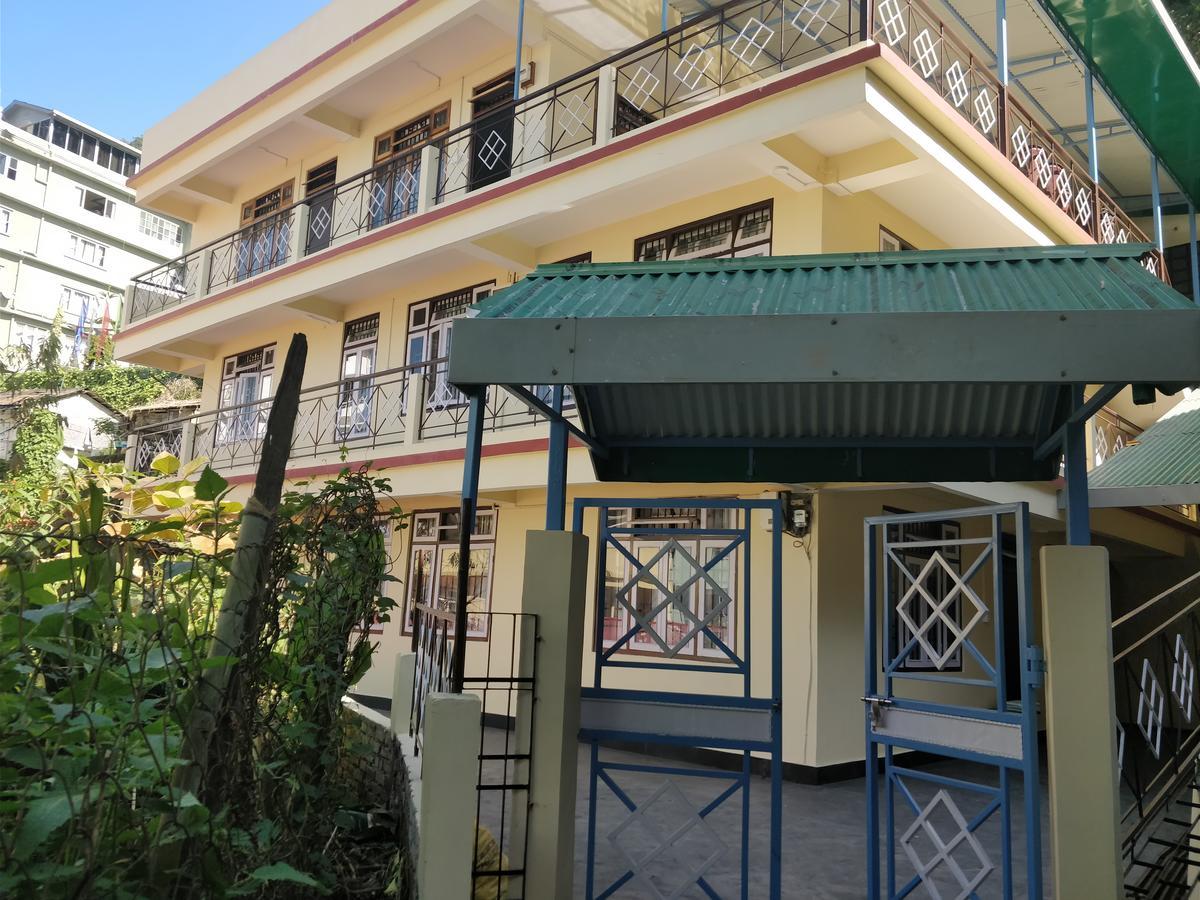 Hotel Pine Leaf Gangtok Exterior foto