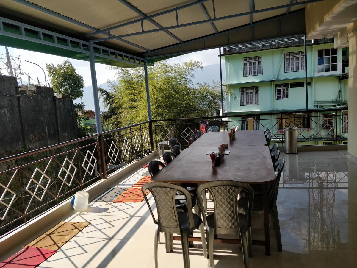 Hotel Pine Leaf Gangtok Exterior foto